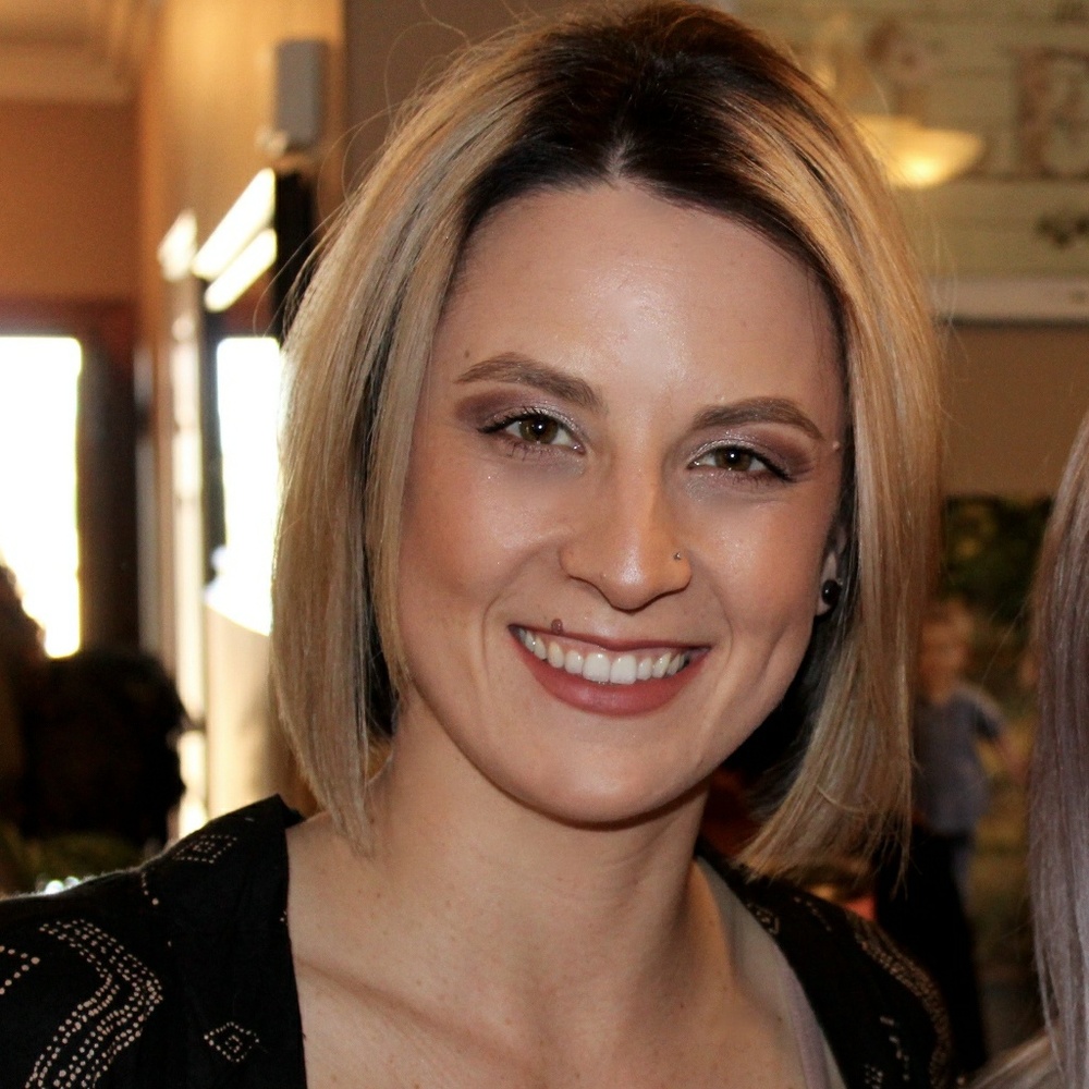 Meet your Posher, Lauren